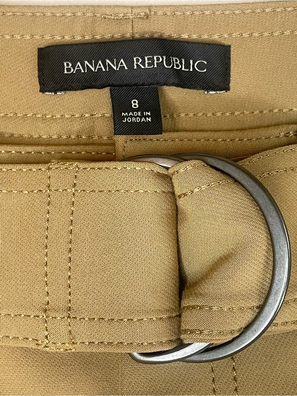 Banana Republic Khaki Belted Skinny leg Trouser Pants with Silver D-Ring